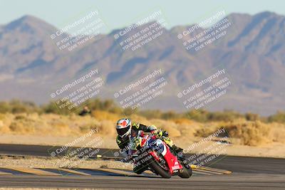 media/Jan-11-2025-CVMA (Sat) [[ddeb3f563a]]/Race 13-Amateur Supersport Open/